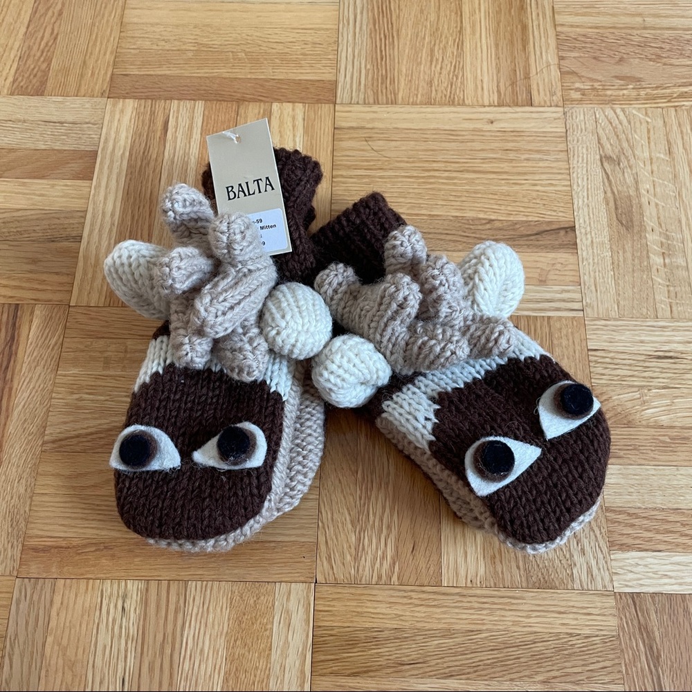 Wool moose mittens - Child size - BNWT
